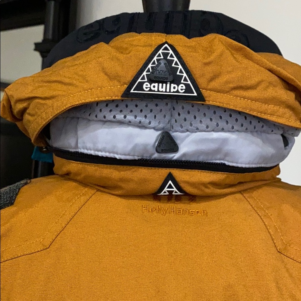 Helly Hansen Fall Winter Jacket - image 5